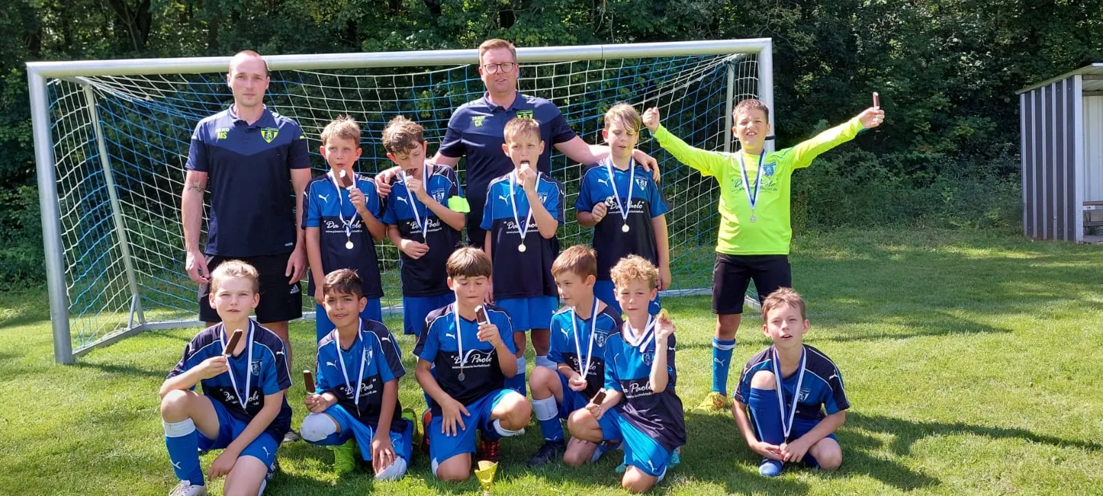 E1-Junioren gewinnen das Sommerturnier beim SV Einheit Legefeld...💙💛